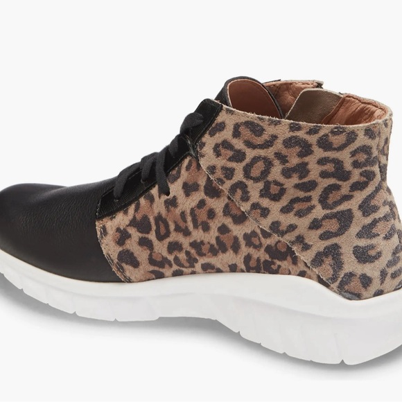 Naot Polaris High Top sneaker - Picture 2 of 8